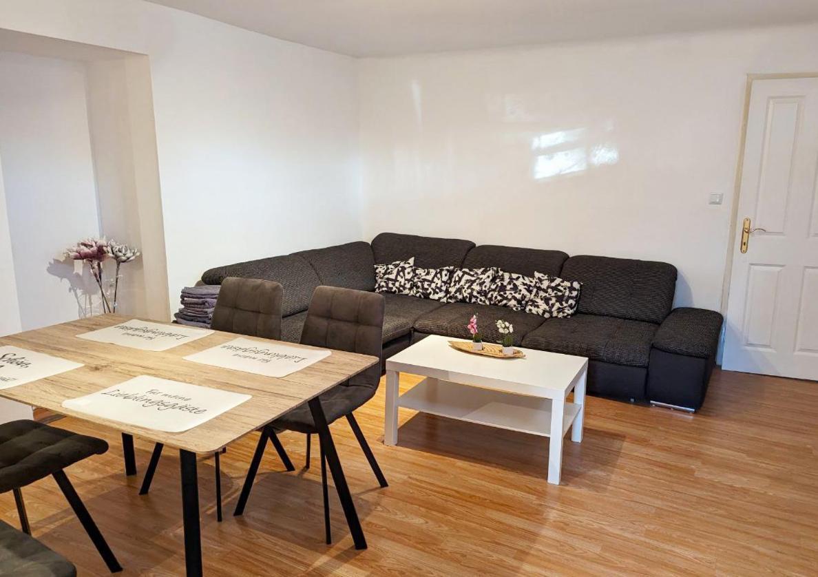 Close To Schoenbrunn Apartments - Contactless 24H Check-In Viena Exterior foto